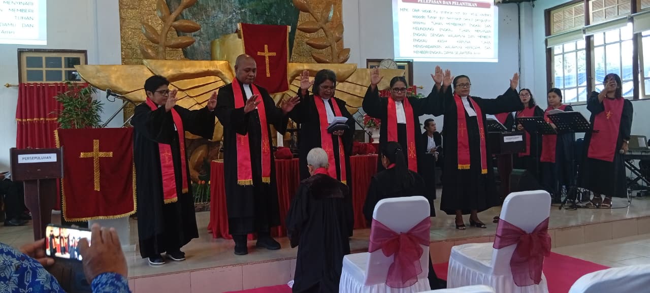 PELANTIKAN DAN SERAH TERIMA JABATAN KETUA MAJELIS JEMAAT GPM KATEGORIAL LANUD PATTIMURA